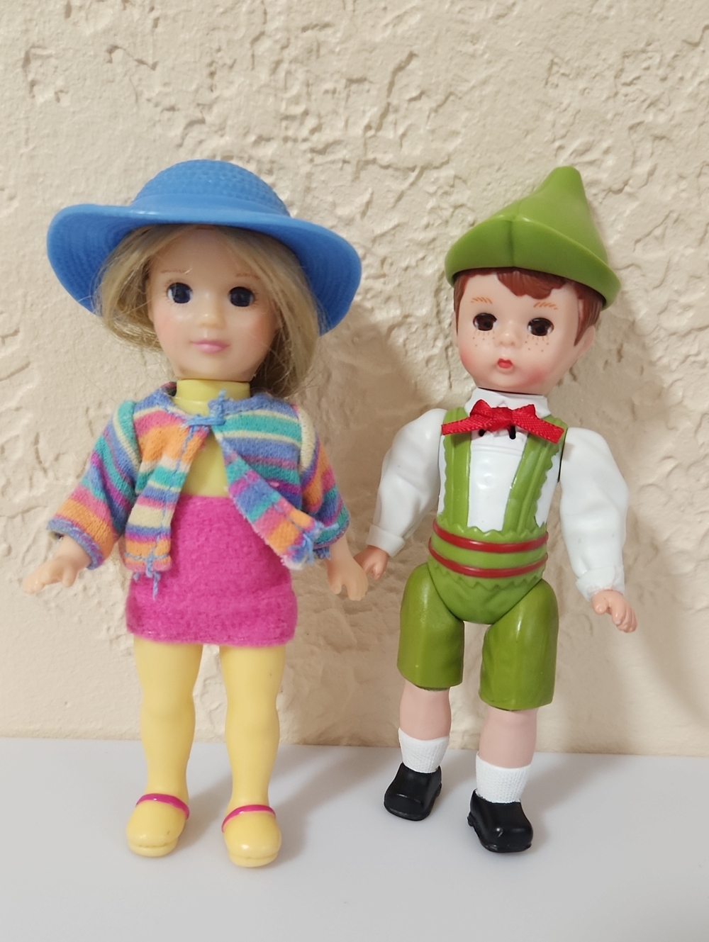 Vintage 2010s Madame Alexander's Hansel and Gretel